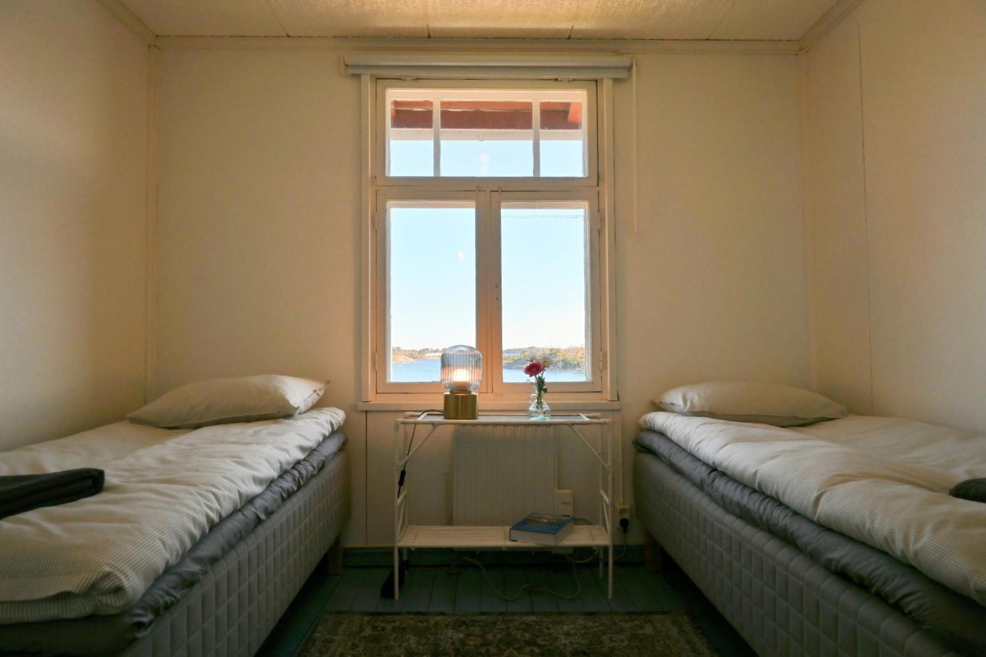 Strandhugget Bnb Sottunga Ngoại thất bức ảnh